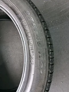 275/45/21 Very nice condition tyres for sale