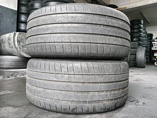 265/30/21 Very nice condition tyres for sale