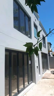 BUILDER, HANDYMAN IS AVAILABLE.