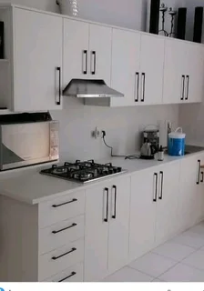 We supply and install granite quartz countertops.