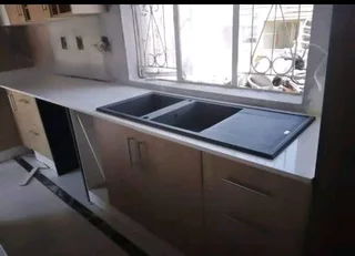 Installers of granite,quartz&amp;ceaserstone countertops.