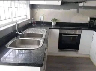 Granite,quartz kitchen&amp;bathroom tops.