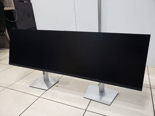 Dell P2422H 24-inch Full HD 5ms IPS Monitor  Pre-owned