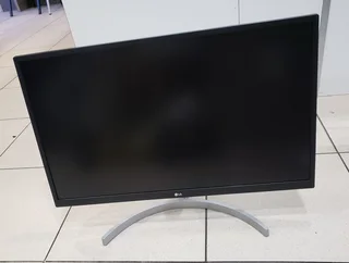 Lg Ultrafine 27" 4k (uhd) Ips Monitor - 27ul500 Preowned