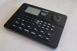 Alesis SR-16 Drum Machine for sale: