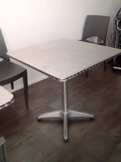 Braai room tables with chairs