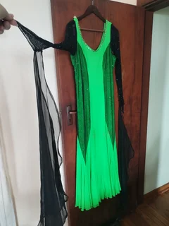 Dresses ballgowns dancing size 36 to 38