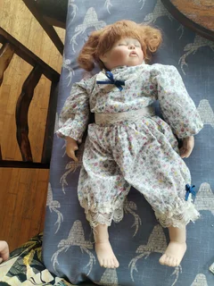 Porcelien doll