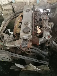 mitsubish 4d30 fuso 8valve 4cylinder diesel engine