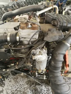 ISUZU 6HK1 7.8lL 6CYLINDER injection diesel engine FRR