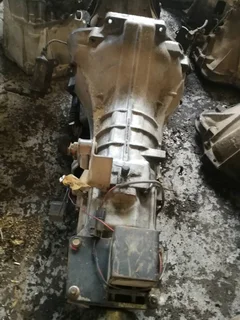 hyndai D4BH 2.6 H100 TRUCK 5SPD GEARBOX