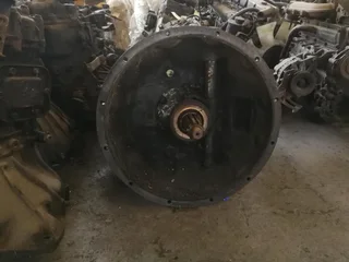 nissan fe6 7.0 12valve truck Gearbox  avail now