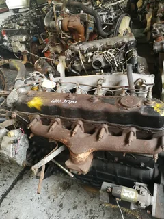 isizu 6bd1 6cyliner direct injection available now