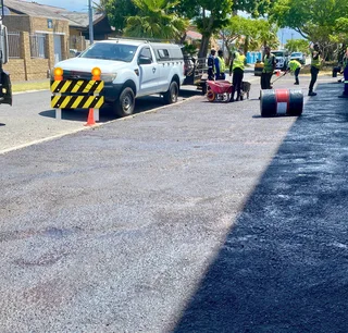 TAR DRIVEWAY SURFACING