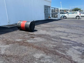 TAR DRIVEWAY SURFACING