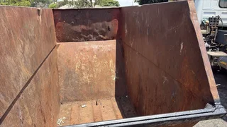 Good 11 cube skip bins for sale