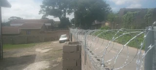 Razor Fencing