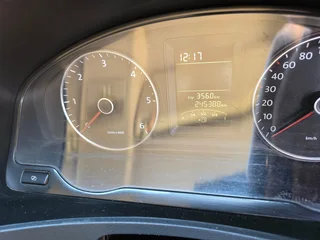 2011 Volkswagen T5 Double Cab R135 000 NEG