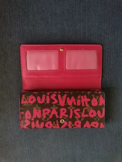 Louise Vuitton wallet