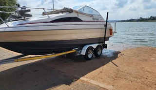 A Powerful Bayliner!!!!