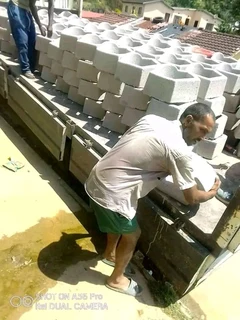 TAR DRIVEWAY,RETAINING WALL ,PRECAST FENCE