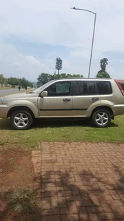 selling Nissan x trail