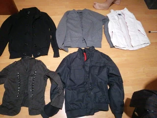 Jackets ladies x 5 for R150