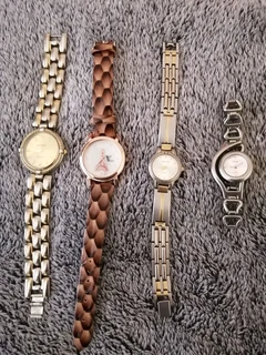 Watches wrist ladies x 4 all for R150