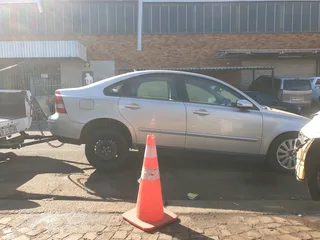 S40 2.4  2004-2008 AUTOMATIC STRIPPING FOR SPARES 065 166 9216