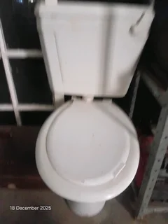Toilet set