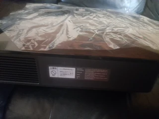 SONY VLP-HW50ES/B1 PROJECTOR | 3D HOME CINEMA | 1080P RES | 1700 LUMENS