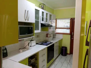 3Bedroom Townhouse For Sale