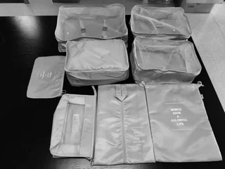 8 piece luggage storage bag