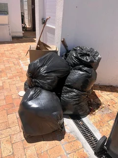 Garage Waste and Junk Mixs Removal