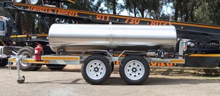 2000 liter diesel bowser trailer