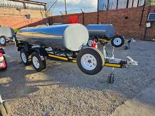 2000 liter diesel bowser trailer