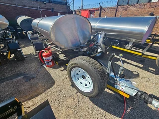 2000 liter diesel bowser trailer