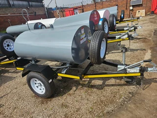 1000 liter diesel bowser trailer