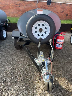 1000 liter diesel bowser trailer