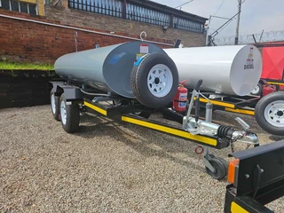 2000 liter diesle bowser trailer