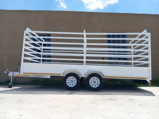 3,4,5 meter Cattle / animal trailer
