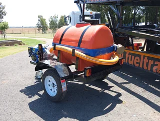 500L Plastic Honey Sucker mobile tank trailer