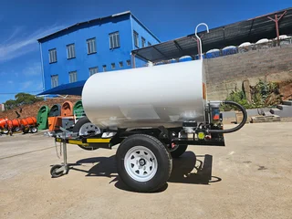 1500L Stainless Steel Fuel mobile tank trailer