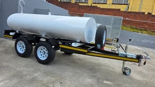 2000L Stainless Steel mobile tank trailer