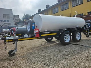 2500L Stainless Steel Fuel mobile tank trailer