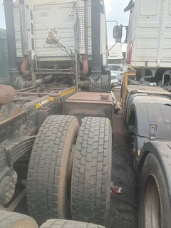 Truck and bus tyres