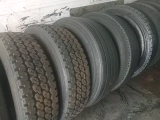 Truck and bus tyres