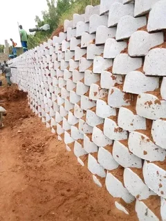 TARRING DRIVEWAYS  &amp;  RETAINING WALLS