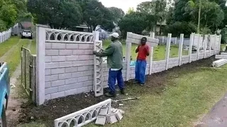 TARRING DRIVEWAYS  &amp;  RETAINING WALLS