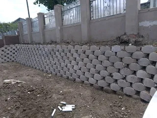 TARRING DRIVEWAYS  &amp;  RETAINING WALLS